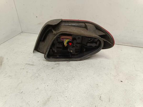 FEU ARRIERE GAUCHE CITROEN XSARA 2000-2004 - Vue 2
